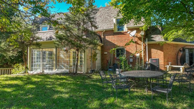 972 Edgewater Drive, Lexington, KY 40502