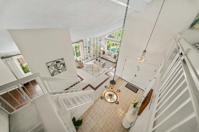 60 Beach Park Boulevard, Foster City, CA 94404