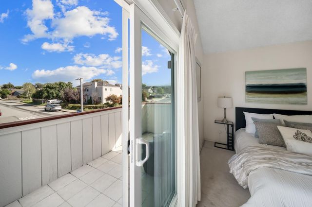 60 Beach Park Boulevard, Foster City, CA 94404