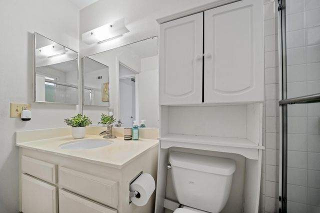 60 Beach Park Boulevard, Foster City, CA 94404