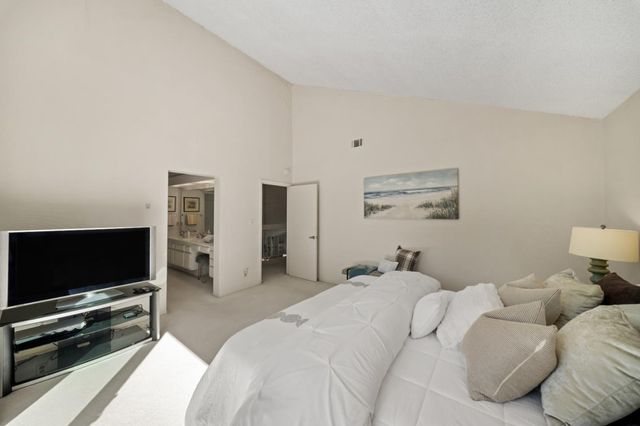 60 Beach Park Boulevard, Foster City, CA 94404