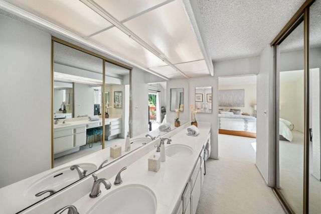 60 Beach Park Boulevard, Foster City, CA 94404