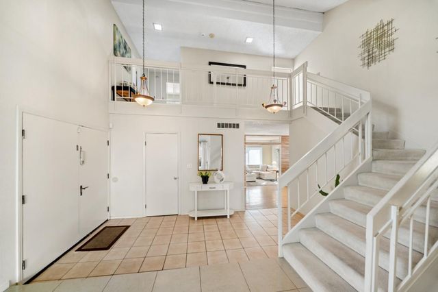 60 Beach Park Boulevard, Foster City, CA 94404