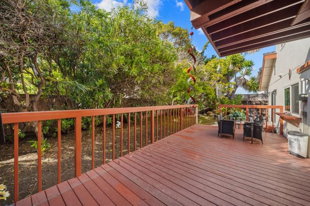 60 Beach Park Boulevard, Foster City, CA 94404