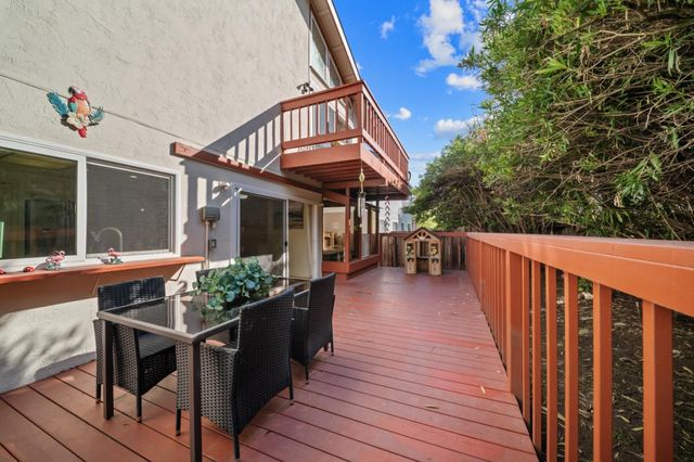 60 Beach Park Boulevard, Foster City, CA 94404