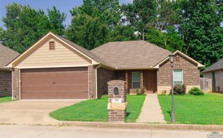 102 Ball Park Dr, Hallsville, TX 75650