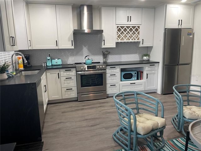 1910 MORRILL STREET 5, Sarasota, FL 34236