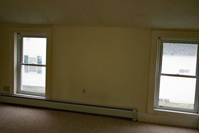 44 S. Village Road, Loudon, NH 03303