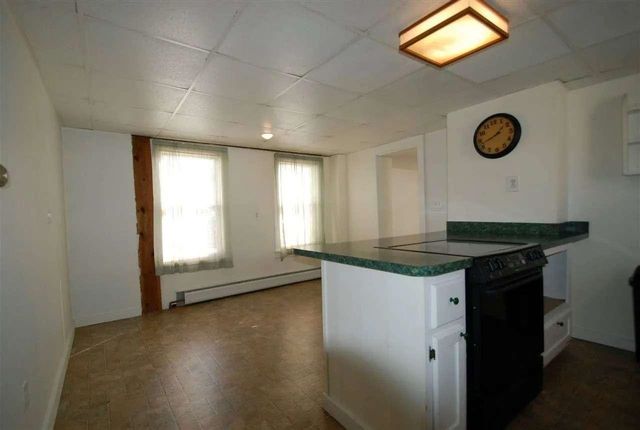 44 S. Village Road, Loudon, NH 03303