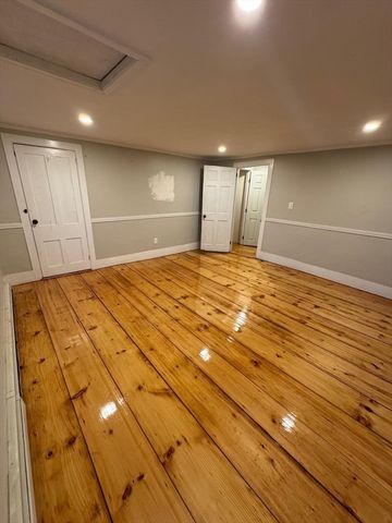 368 N Elm St 2, West Bridgewater, MA 02379