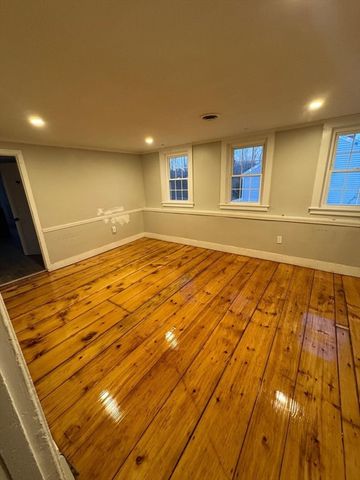 368 N Elm St 2, West Bridgewater, MA 02379
