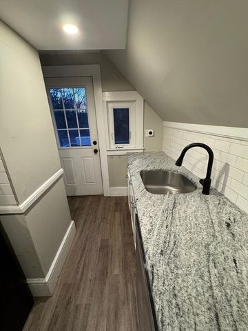 368 N Elm St 2, West Bridgewater, MA 02379