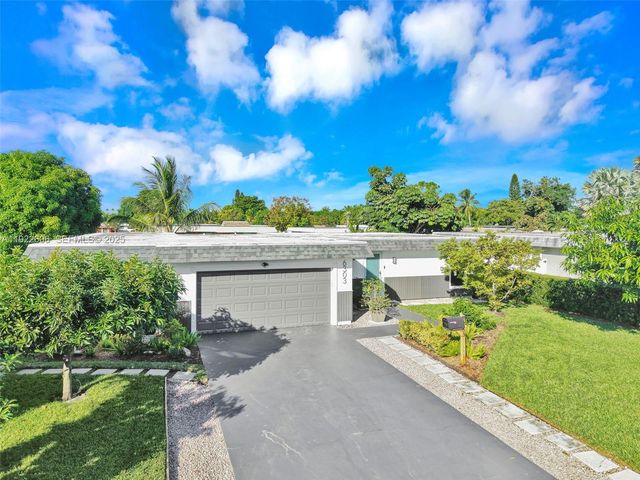 6303 NW 71st Ave, Tamarac, FL 33321