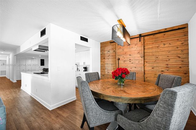 6303 NW 71st Ave, Tamarac, FL 33321