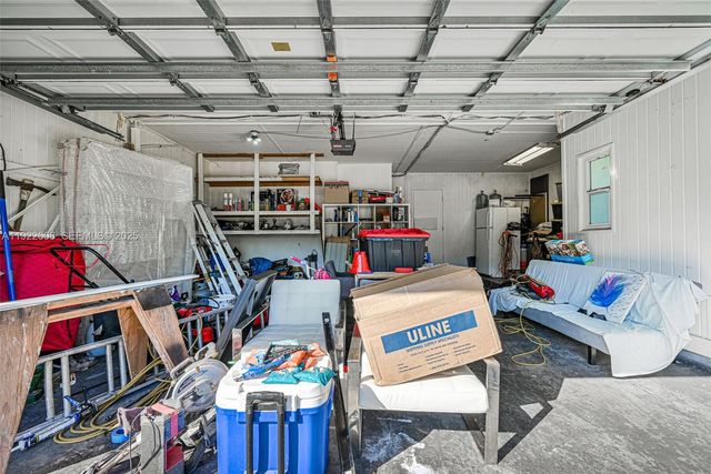 6303 NW 71st Ave, Tamarac, FL 33321