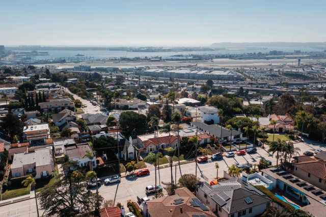 1405 Torrance Street, San Diego, CA 92103