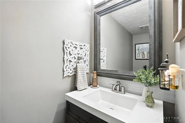 10225 Feather Court, Miamisburg, OH 45342