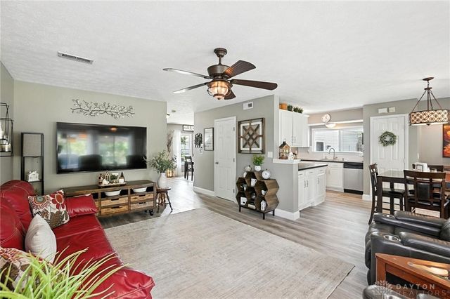 10225 Feather Court, Miamisburg, OH 45342