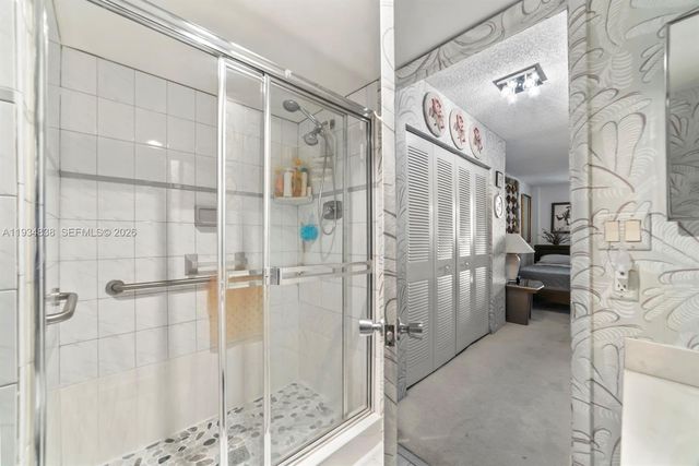 20225 NE 34th Ct 719, Aventura, FL 33180