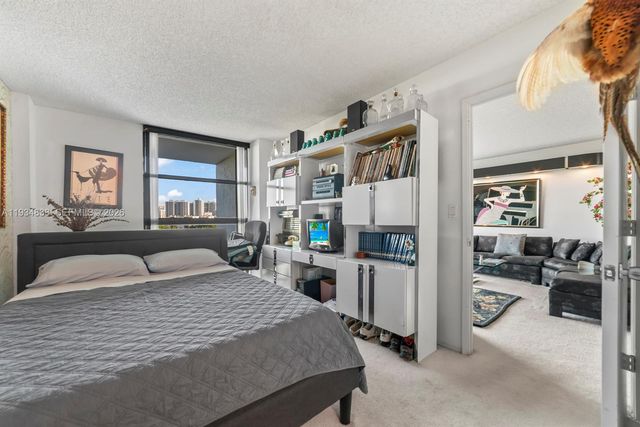 20225 NE 34th Ct 719, Aventura, FL 33180