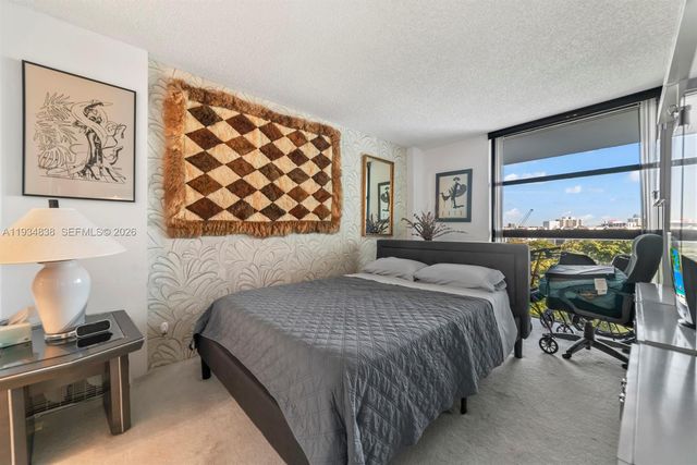 20225 NE 34th Ct 719, Aventura, FL 33180