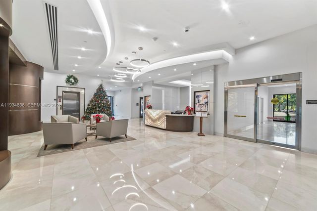 20225 NE 34th Ct 719, Aventura, FL 33180