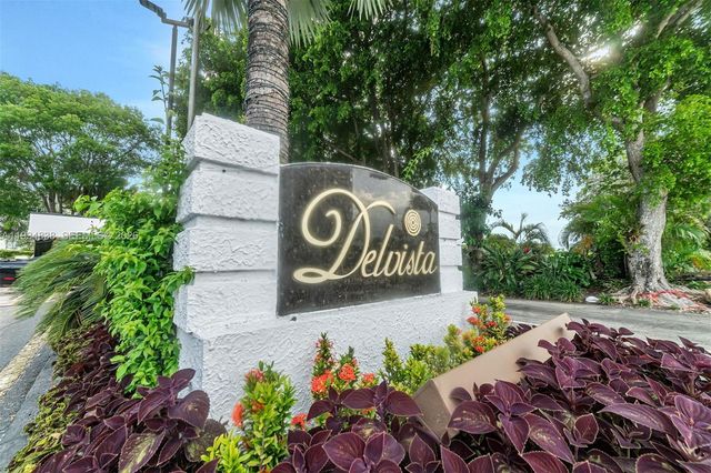 20225 NE 34th Ct 719, Aventura, FL 33180
