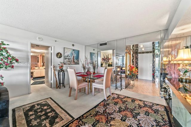 20225 NE 34th Ct 719, Aventura, FL 33180