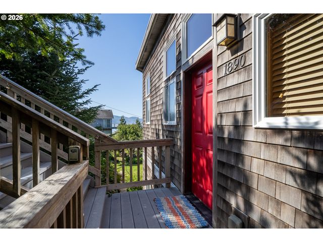 1890 PEARL St, Netarts, OR 97143