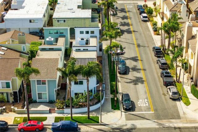 427 21st Street, Huntington Beach, CA 92648
