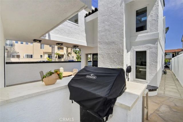 427 21st Street, Huntington Beach, CA 92648