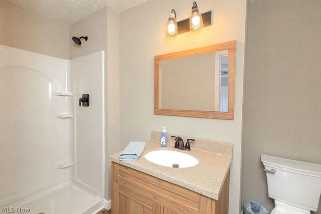 28469 Windsor Drive, North Olmsted, OH 44070