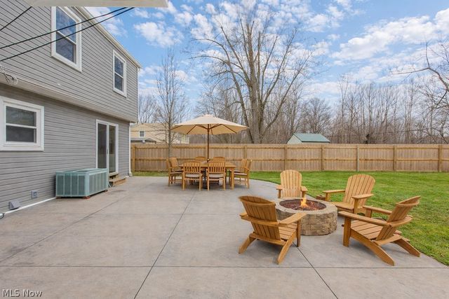 28469 Windsor Drive, North Olmsted, OH 44070