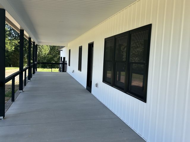 1036 Union Camp Rd, Lafayette, TN 37083