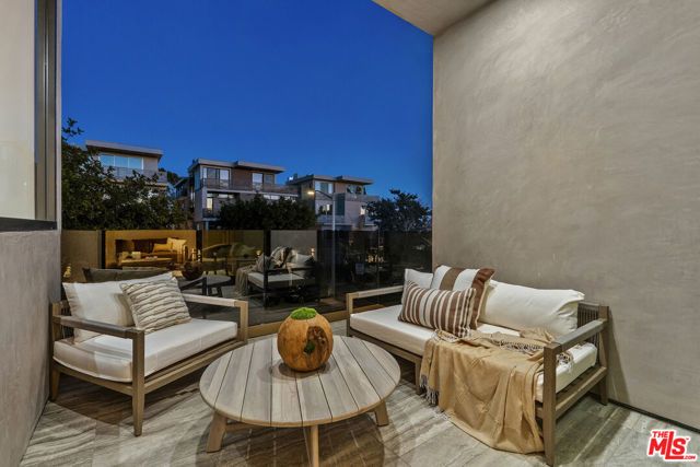 1021 N Ogden Drive PH 4, West Hollywood, CA 90046