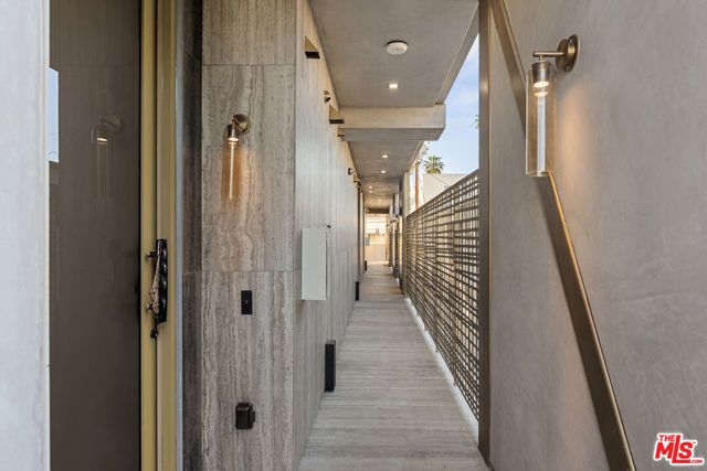 1021 N Ogden Drive PH 4, West Hollywood, CA 90046