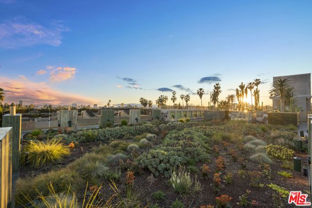 1021 N Ogden Drive PH 4, West Hollywood, CA 90046