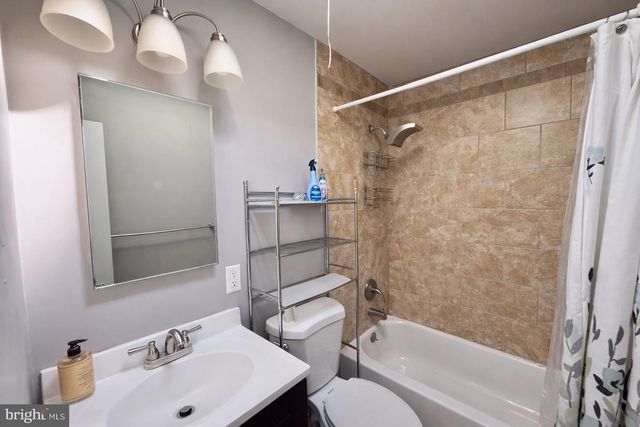 3325 MCSHANE WAY, Baltimore, MD 21222