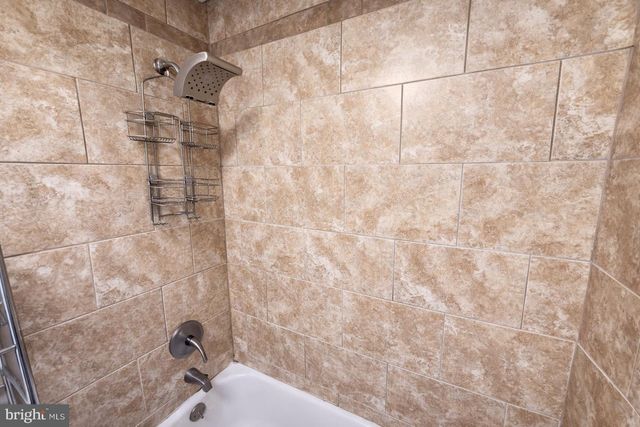 3325 MCSHANE WAY, Baltimore, MD 21222