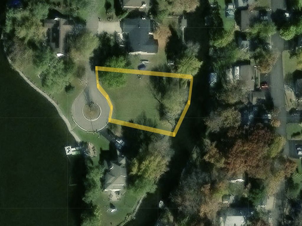 35359 N Donald Court, Ingleside, IL 60041