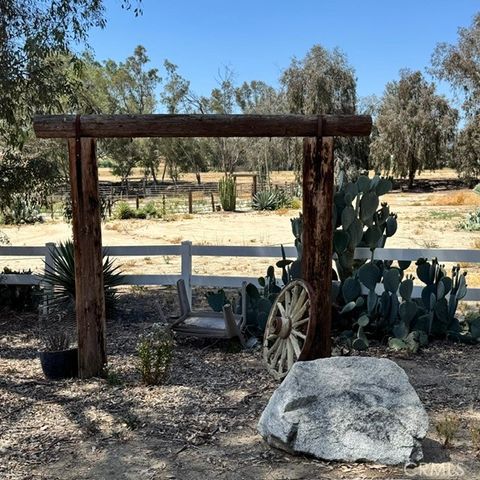 31895 Nicolas, Temecula, CA 92591