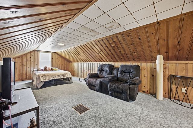 141 19th Avenue SW, Cedar Rapids, IA 52404