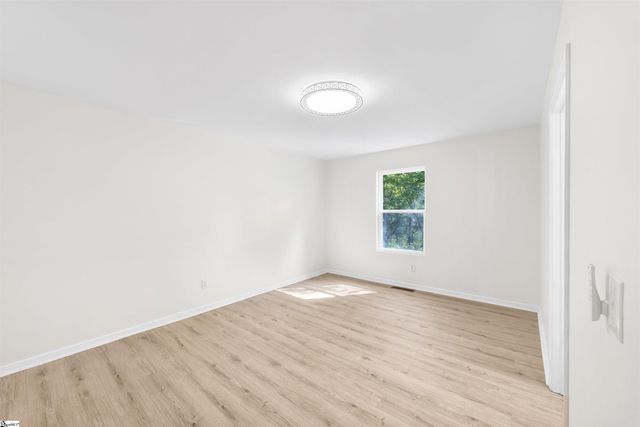 454 Bates Crossing Road, Travelers Rest, SC 29690