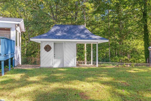 454 Bates Crossing Road, Travelers Rest, SC 29690