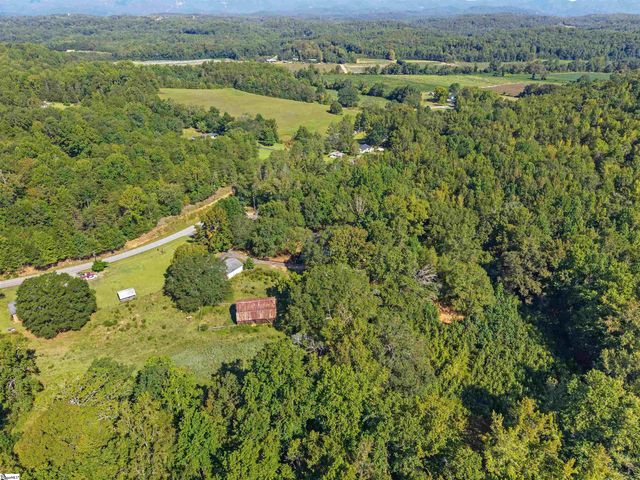 454 Bates Crossing Road, Travelers Rest, SC 29690