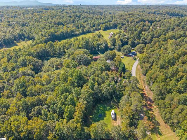 454 Bates Crossing Road, Travelers Rest, SC 29690