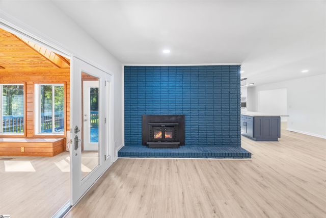 454 Bates Crossing Road, Travelers Rest, SC 29690