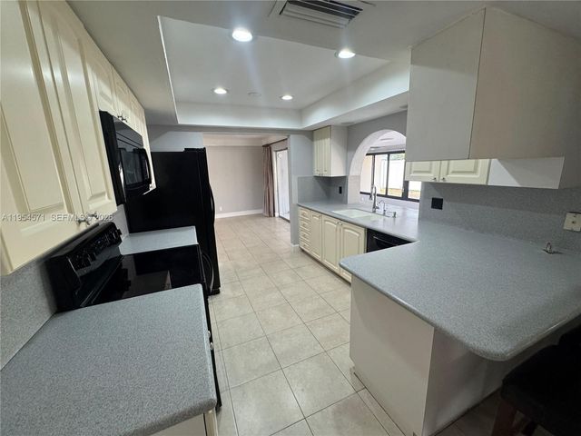 1109 SE 10th St, Deerfield Beach, FL 33441