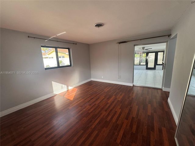 1109 SE 10th St, Deerfield Beach, FL 33441