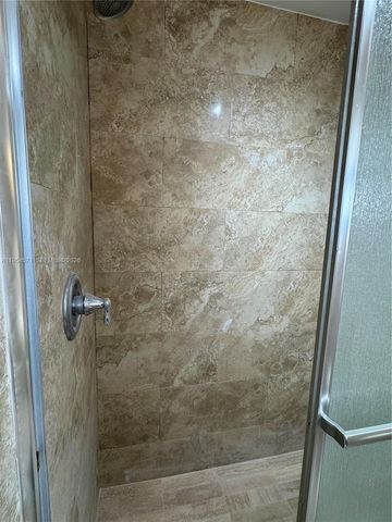 1109 SE 10th St, Deerfield Beach, FL 33441